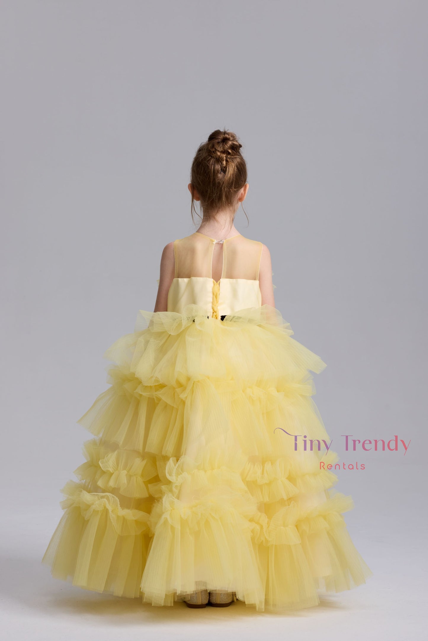 Lily's Sunshine Elegance - Tiny Trendy Rentals